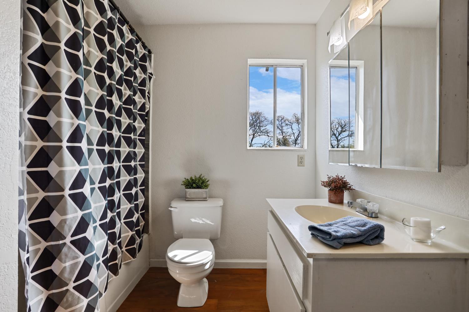 4896 Chuckwagon Dr #A, B, Copperopolis, CA 95228