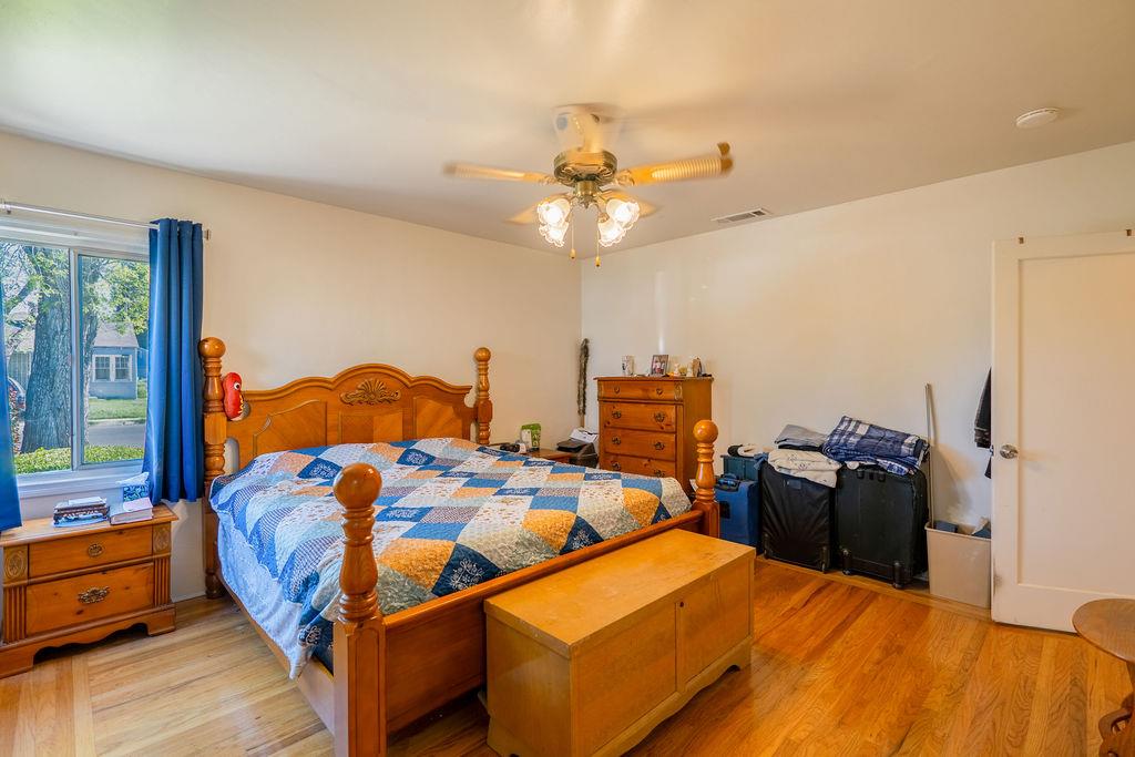 915 La Loma Ave, Modesto, CA 95354