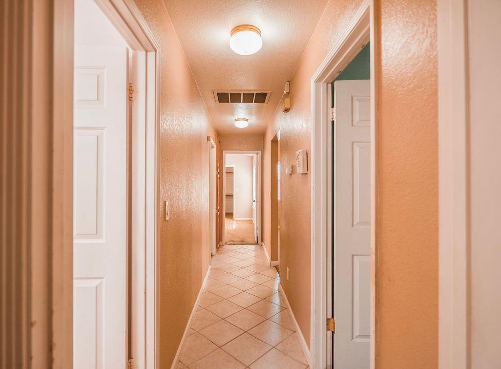 2808 Canyon Dr, Modesto, CA 95351