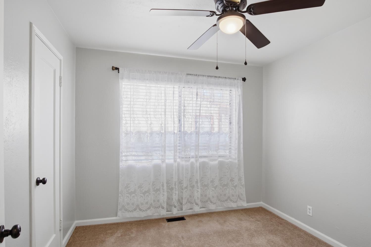 1438 Cahill Ave, Turlock, CA 95380