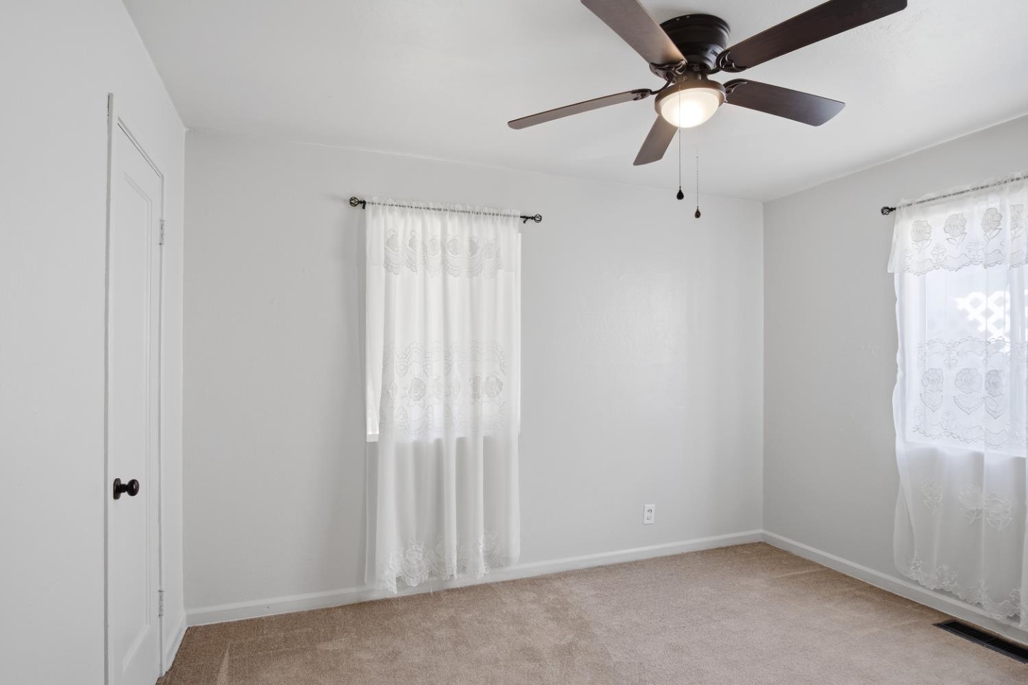 1438 Cahill Ave, Turlock, CA 95380