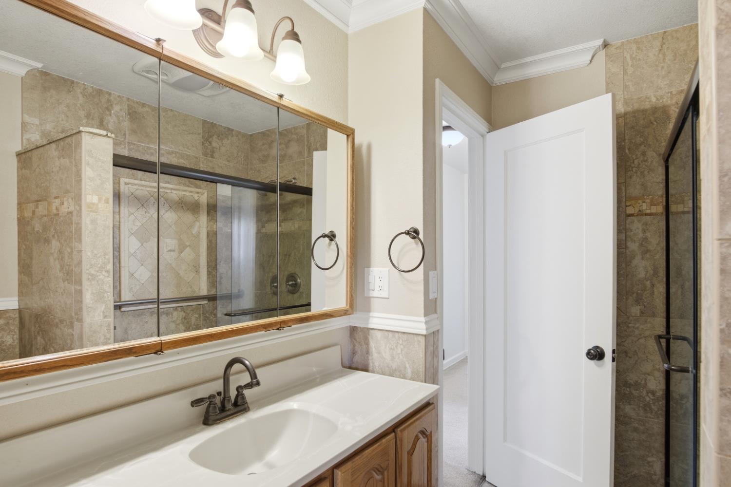 1438 Cahill Ave, Turlock, CA 95380