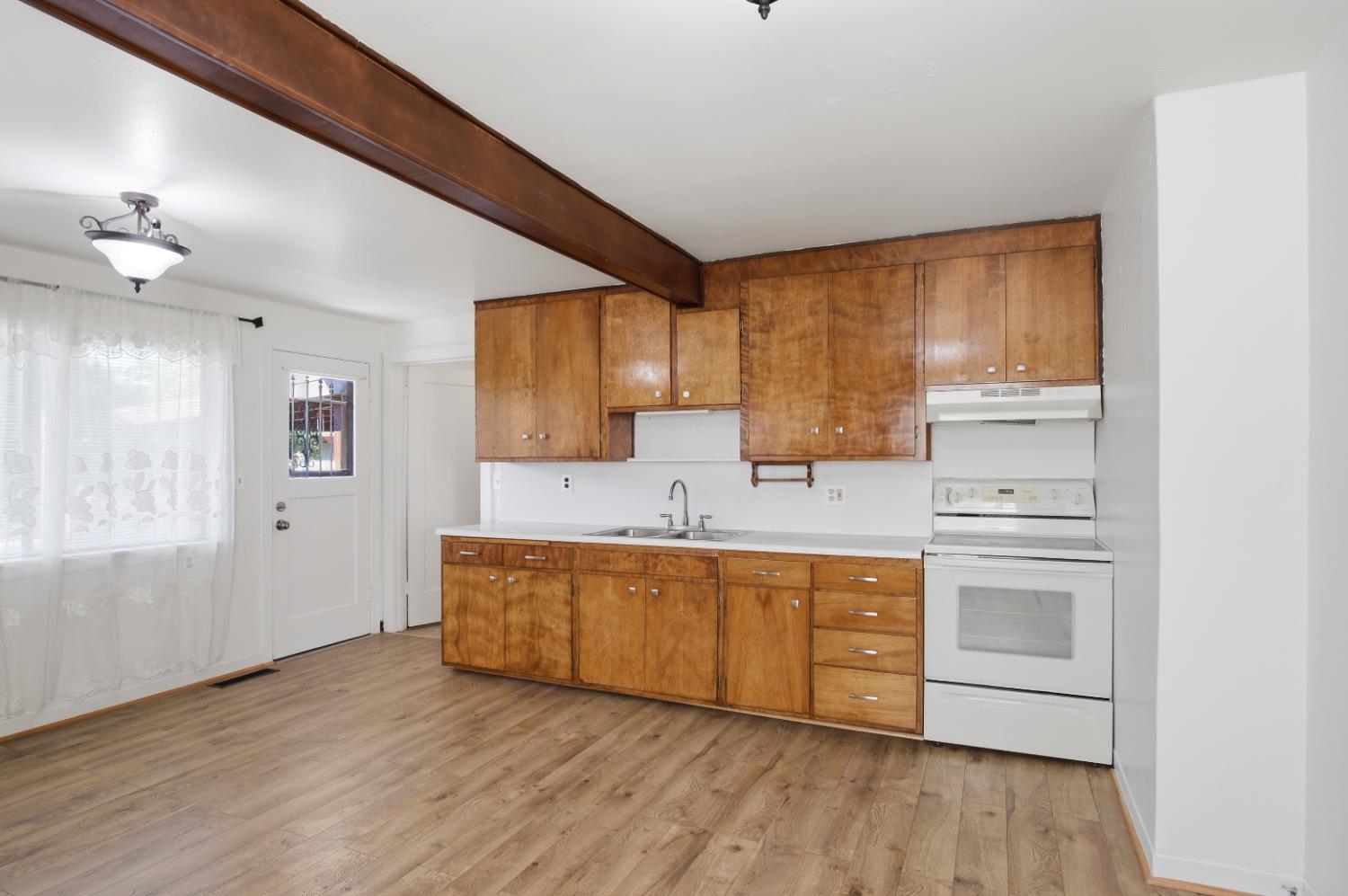 1438 Cahill Ave, Turlock, CA 95380