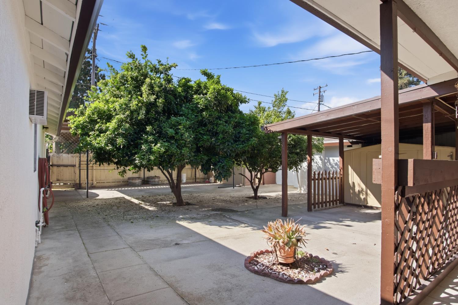 1438 Cahill Ave, Turlock, CA 95380