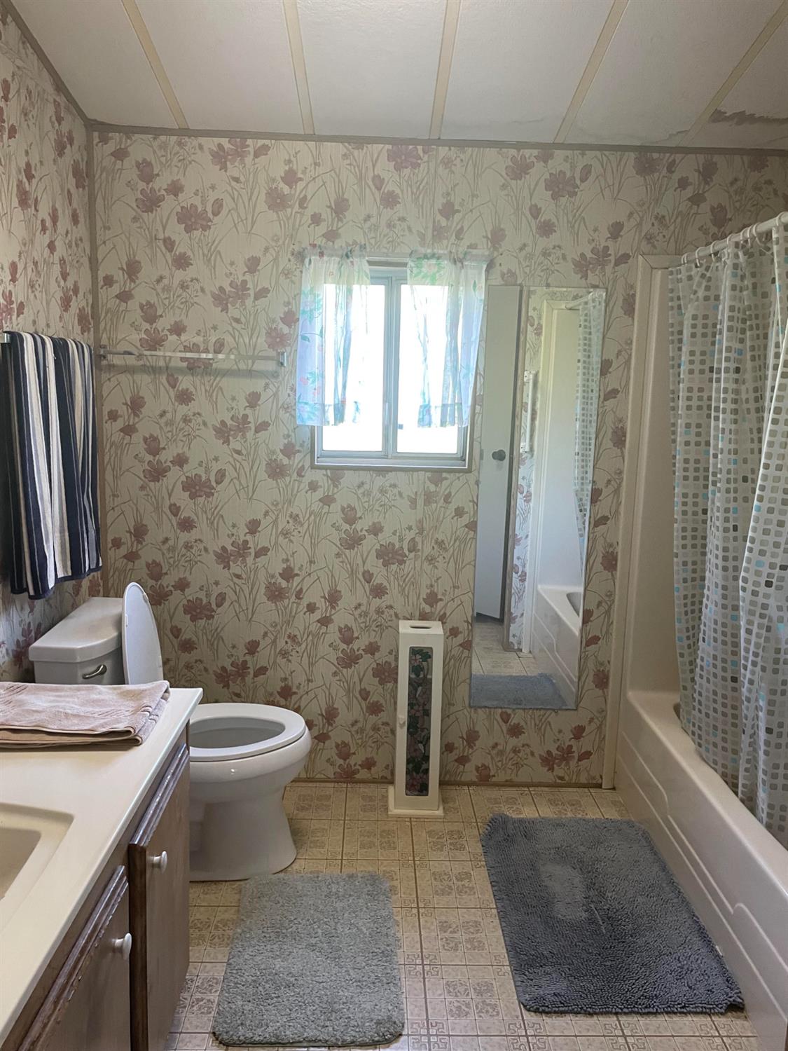 17576 E State Highway 120, Ripon, CA 95366