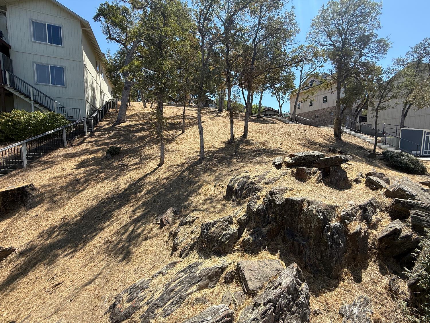 554 Sunrise Rd, Copperopolis, CA 95228