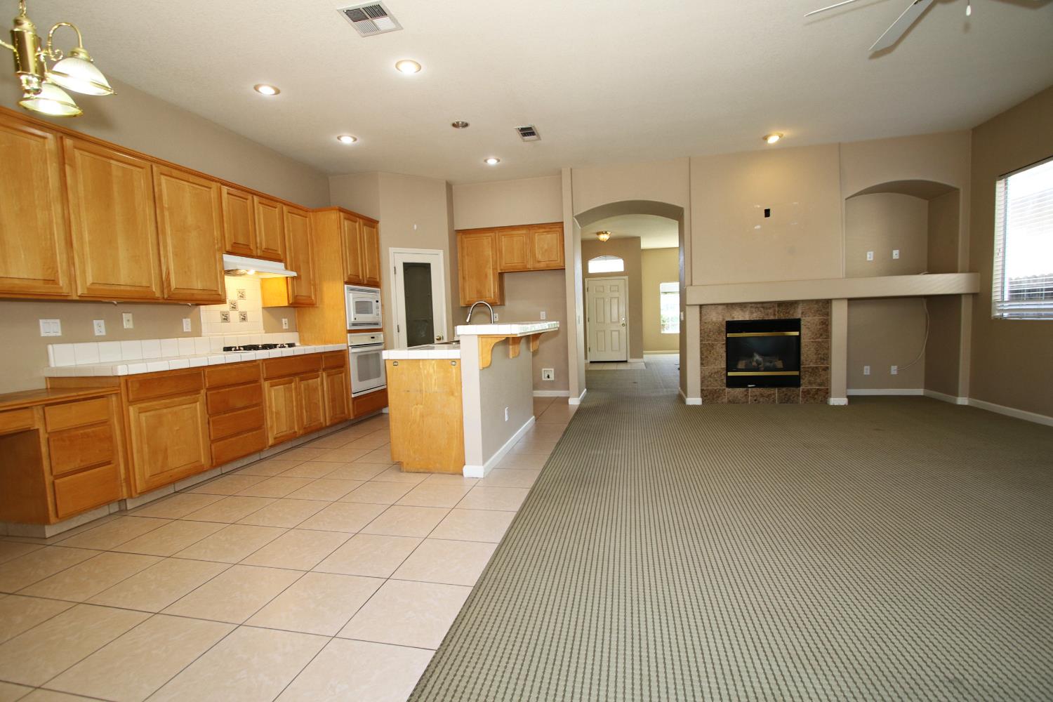 4112 Hidden Meadow Ct, Modesto, CA 95356