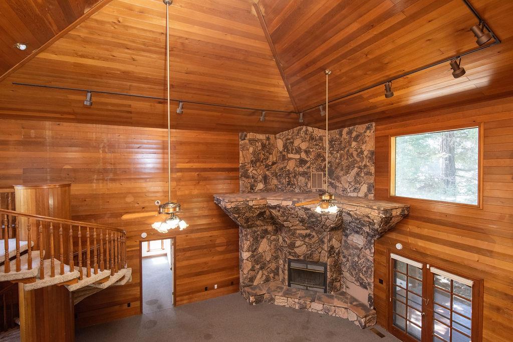 2063 Justice Ct, Turlock, CA 95382