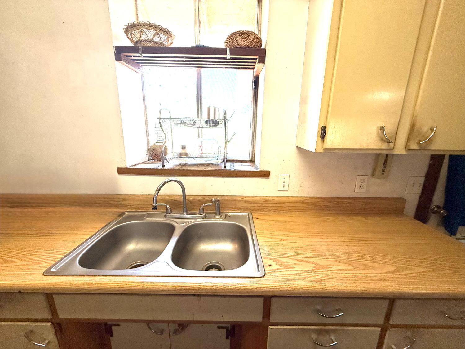 4091 Old Highway, Mariposa, CA 95338