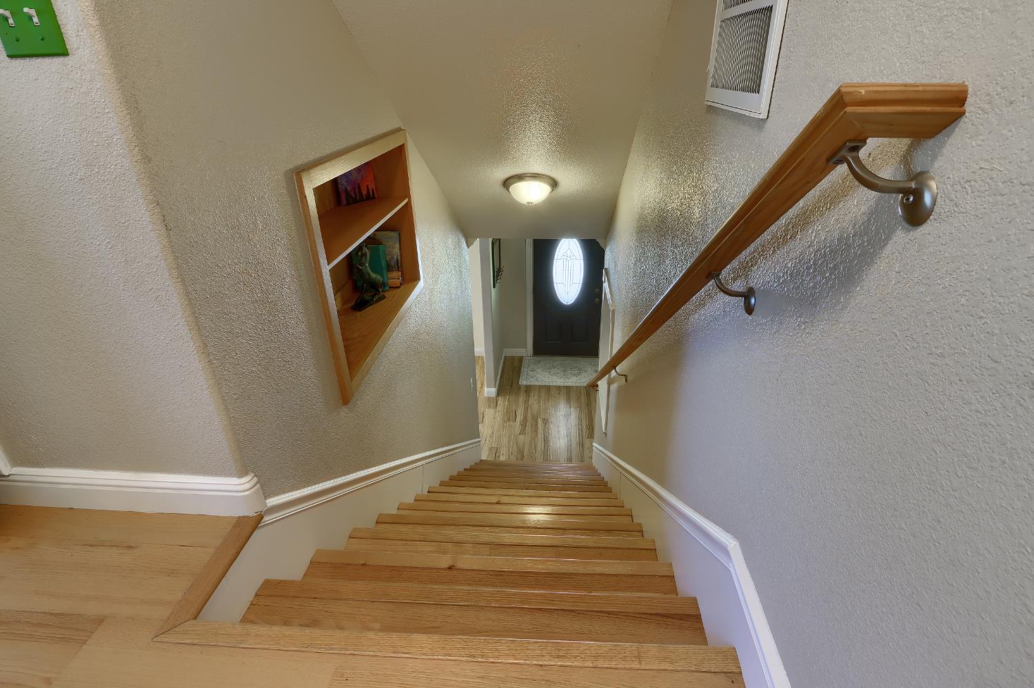 4421 Scrubby Oak Dr, Mariposa, CA 95338