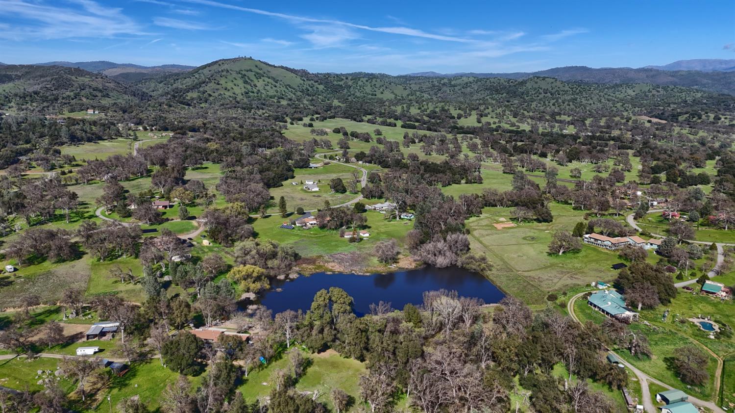 4421 Scrubby Oak Dr, Mariposa, CA 95338