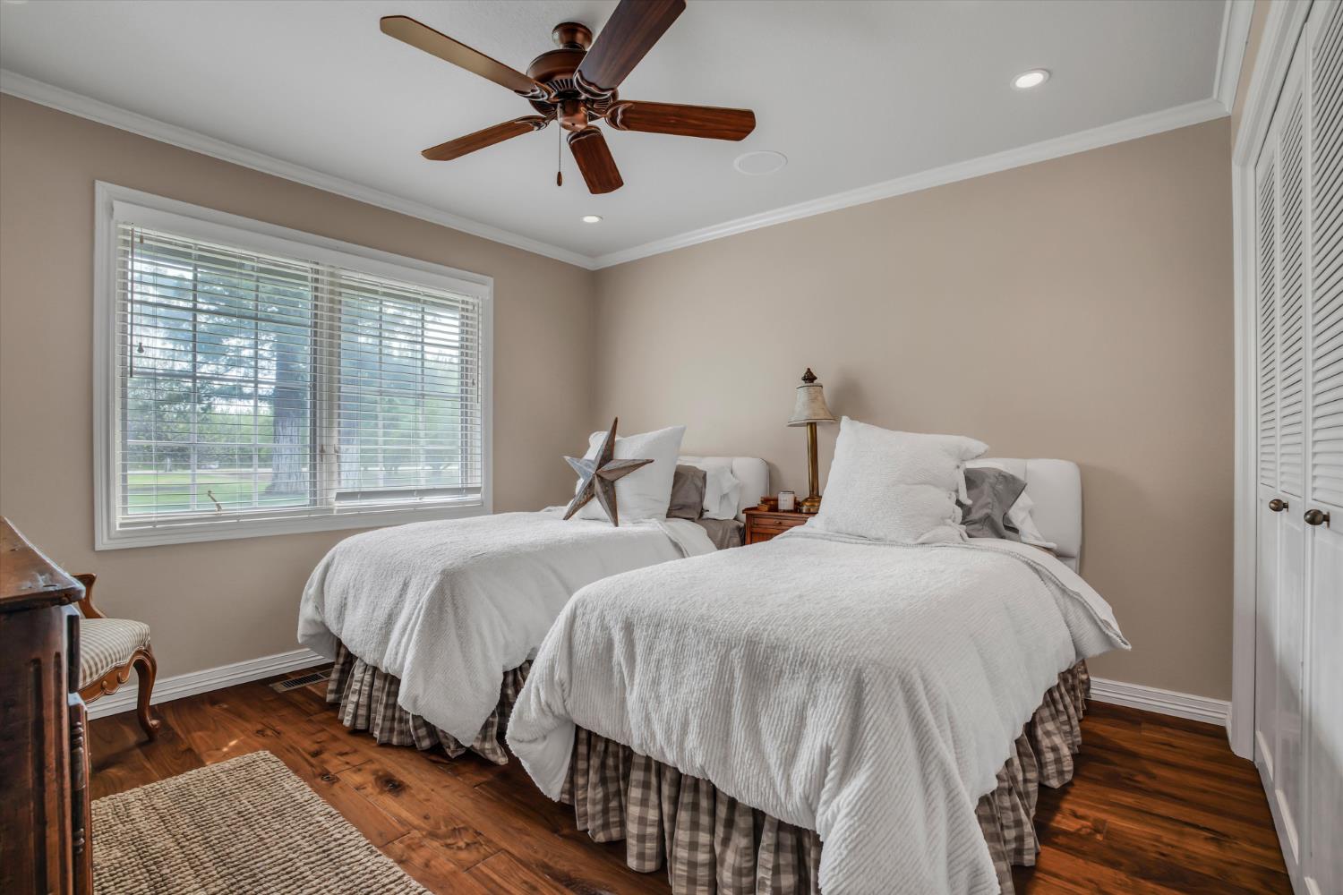 17230 E Franscella Ln, Ripon, CA 95366