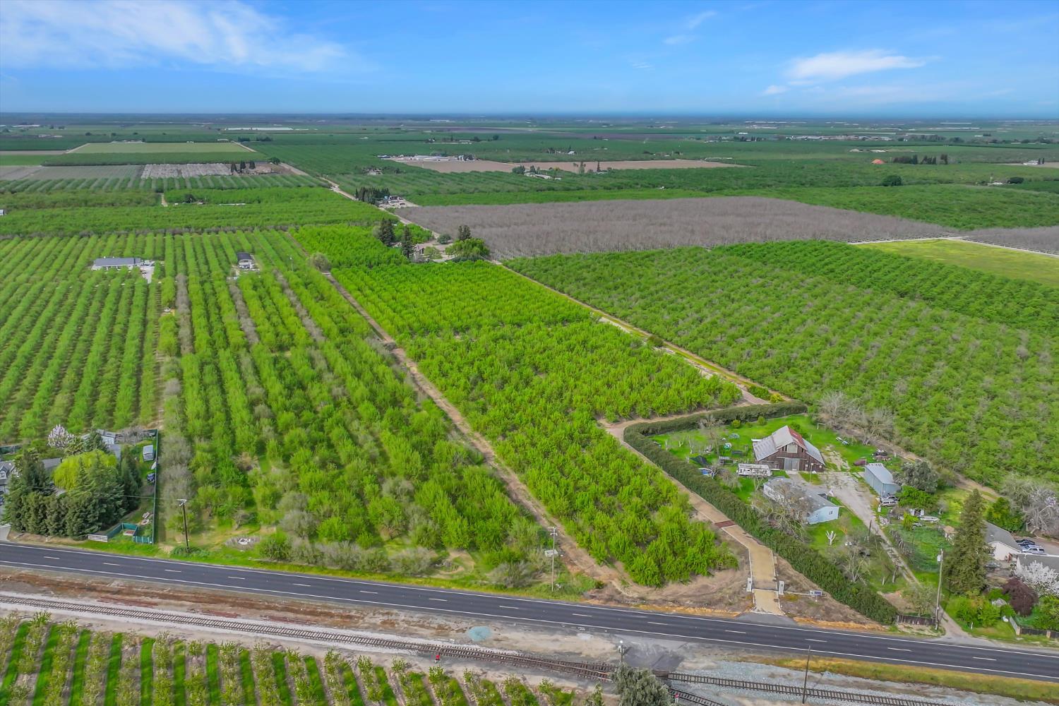 17230 E Franscella Ln, Ripon, CA 95366