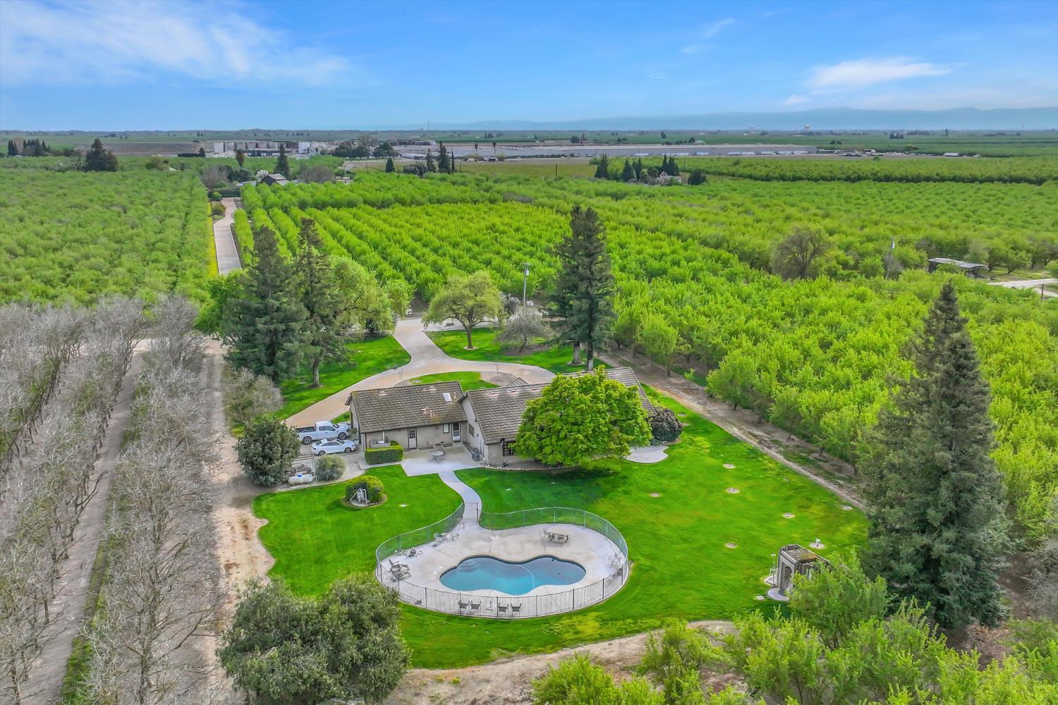 17230 E Franscella Ln, Ripon, CA 95366