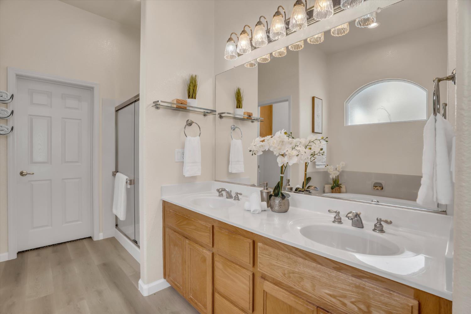 1678 Calhoun Ave, Ripon, CA 95366