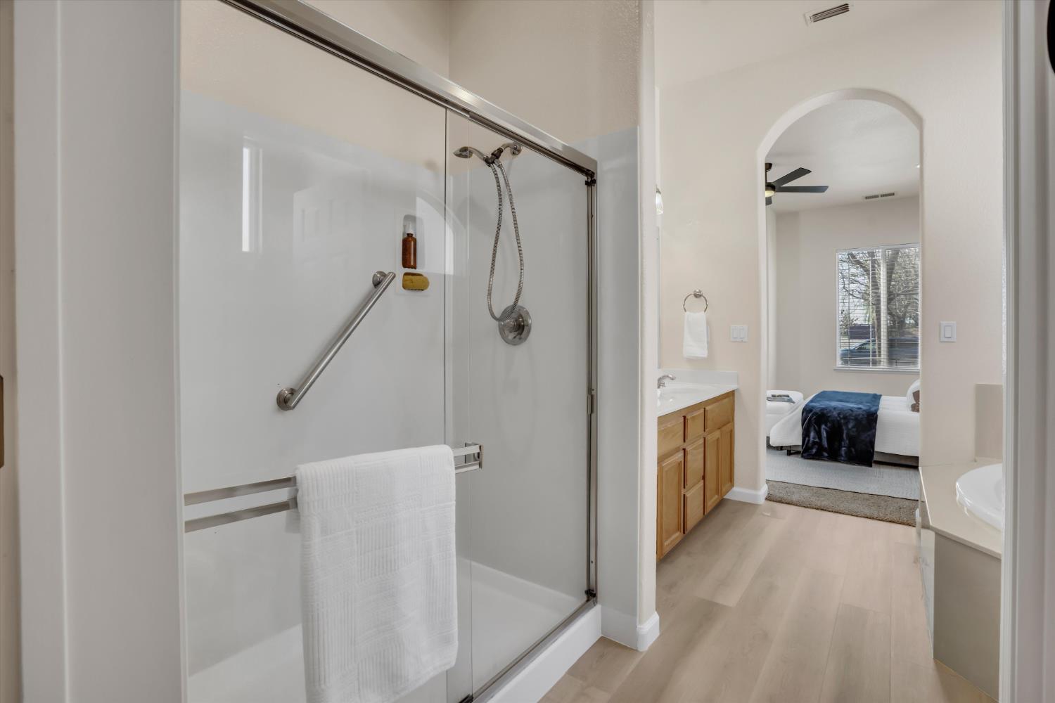 1678 Calhoun Ave, Ripon, CA 95366