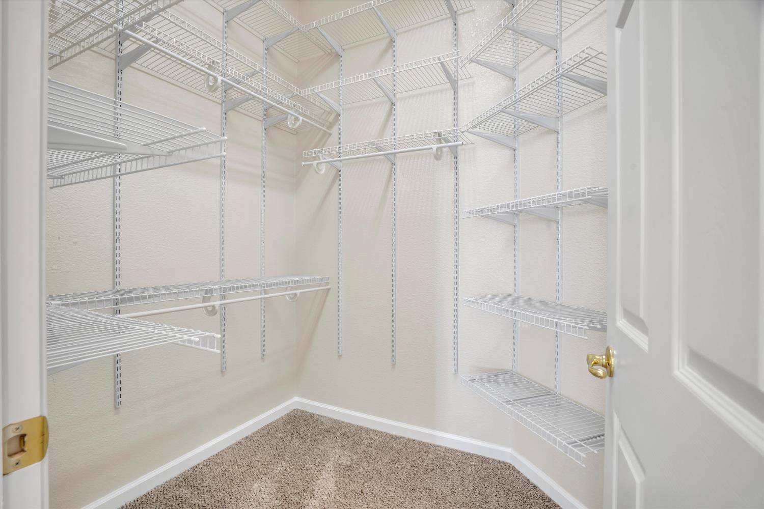 1678 Calhoun Ave, Ripon, CA 95366