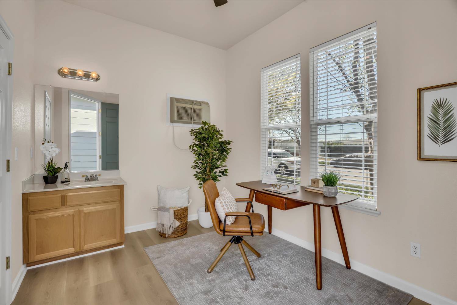 1678 Calhoun Ave, Ripon, CA 95366