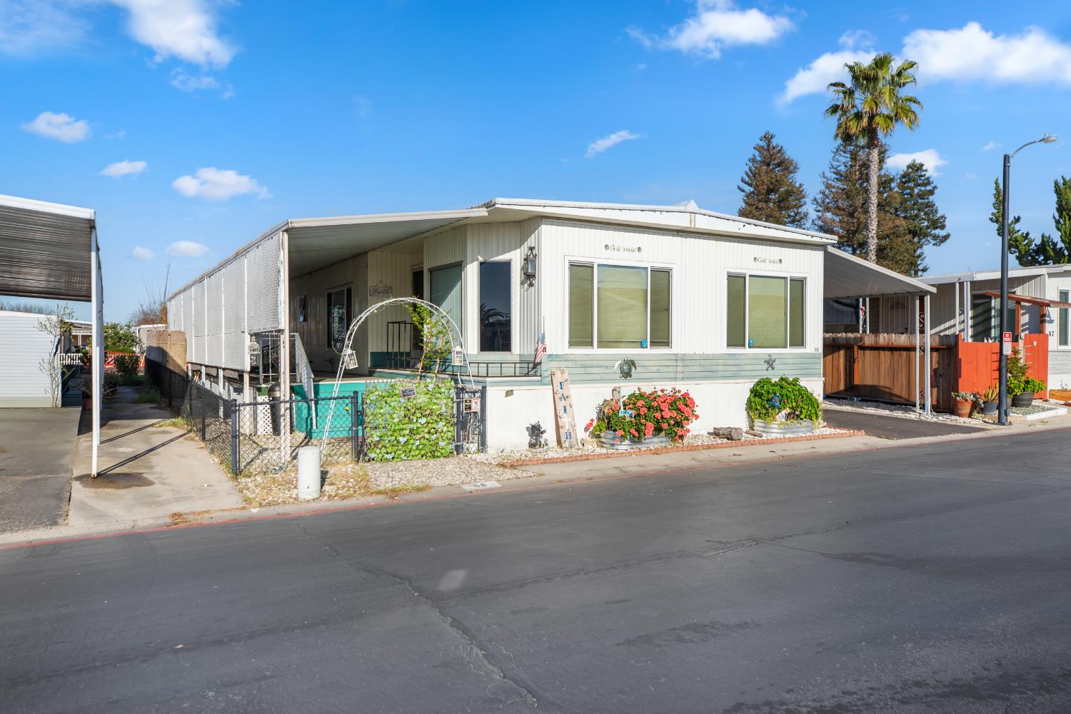 2845 E Hatch Rd #68, Modesto, CA 95351