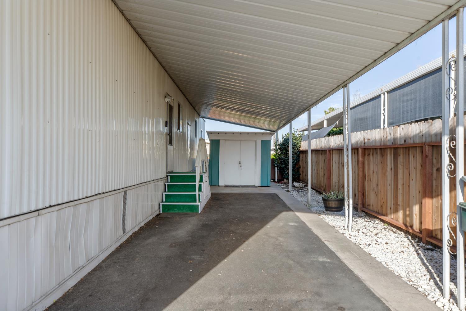 2845 E Hatch Rd #68, Modesto, CA 95351