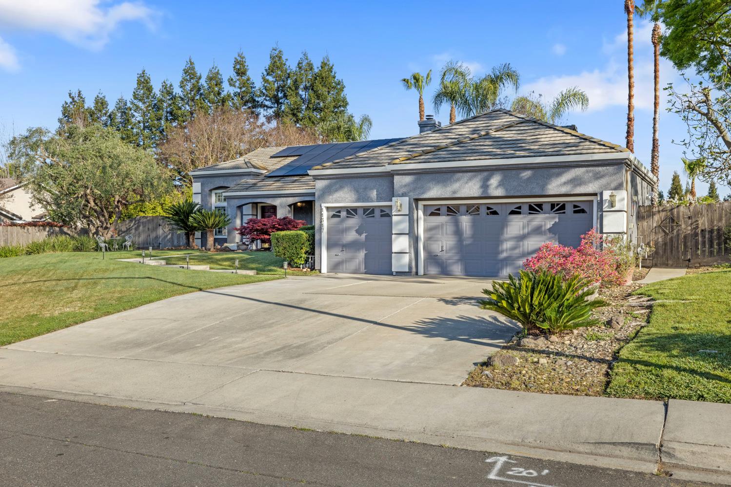 11317 Wild Oak Dr, Oakdale, CA 95361