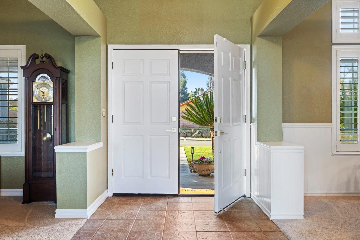 11317 Wild Oak Dr, Oakdale, CA 95361