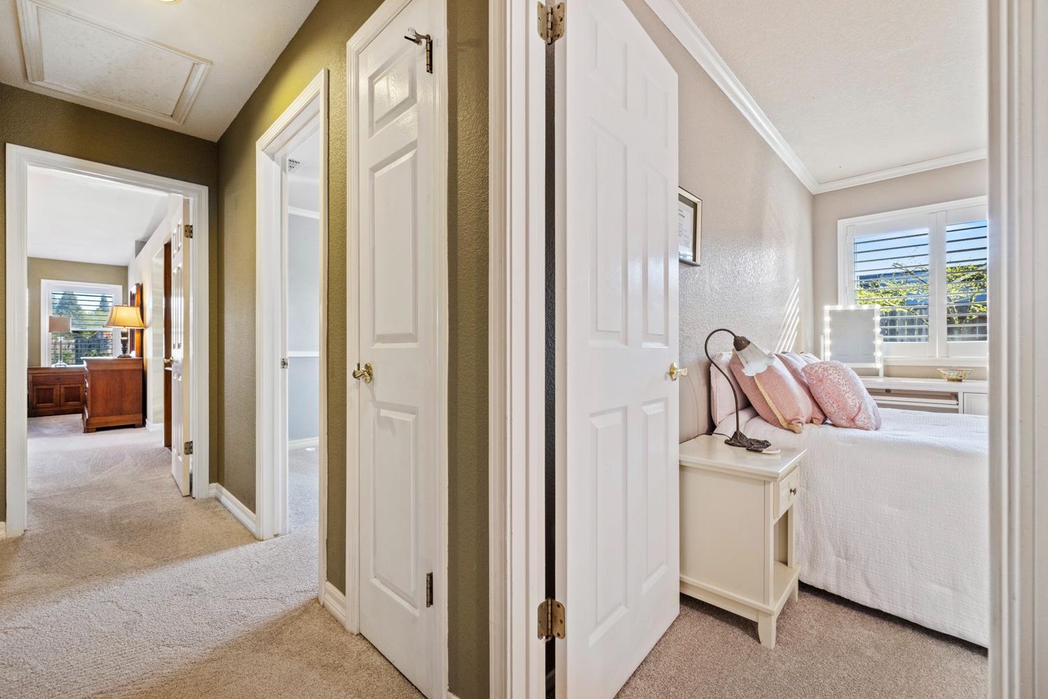 11317 Wild Oak Dr, Oakdale, CA 95361