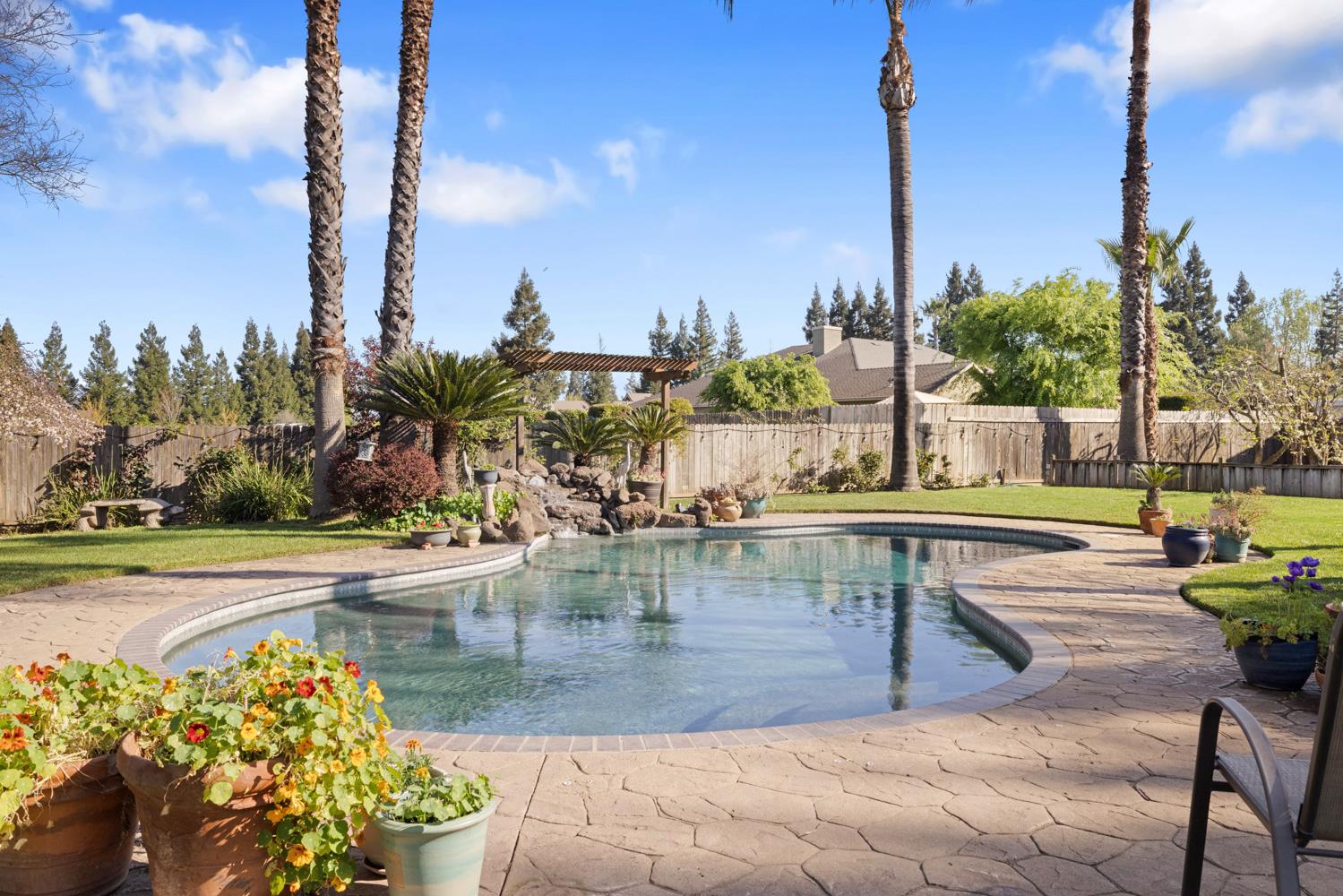 11317 Wild Oak Dr, Oakdale, CA 95361