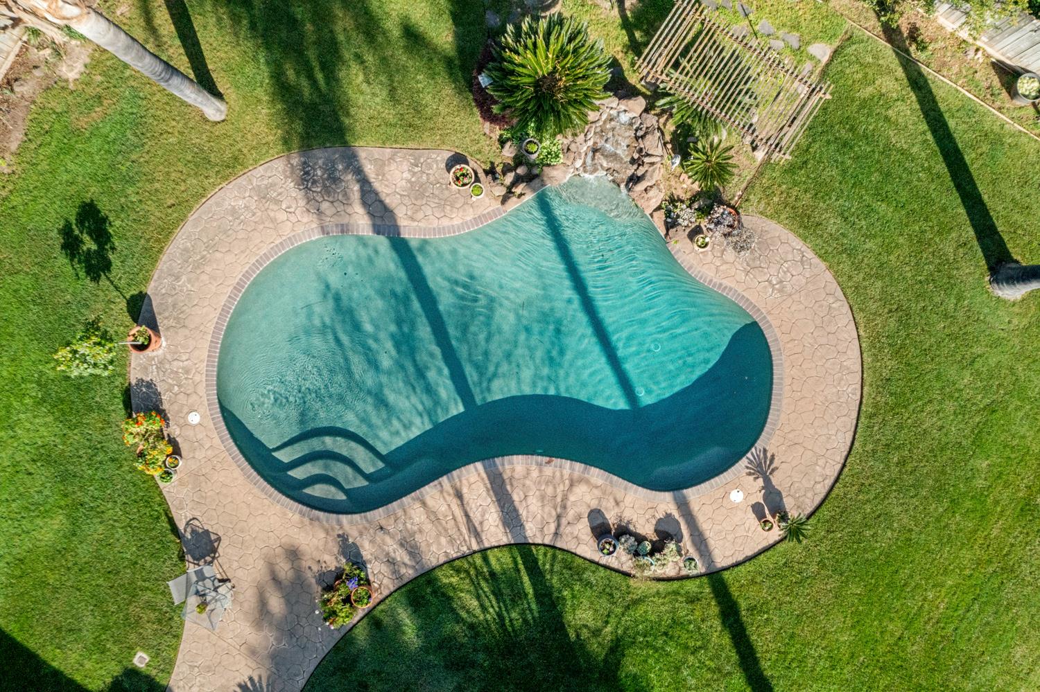 11317 Wild Oak Dr, Oakdale, CA 95361