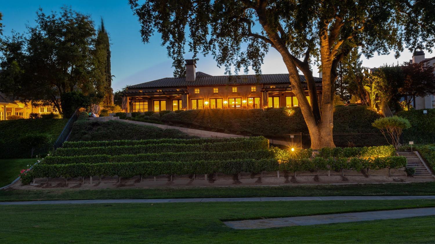 7443 River Nine Dr, Modesto, CA 95356