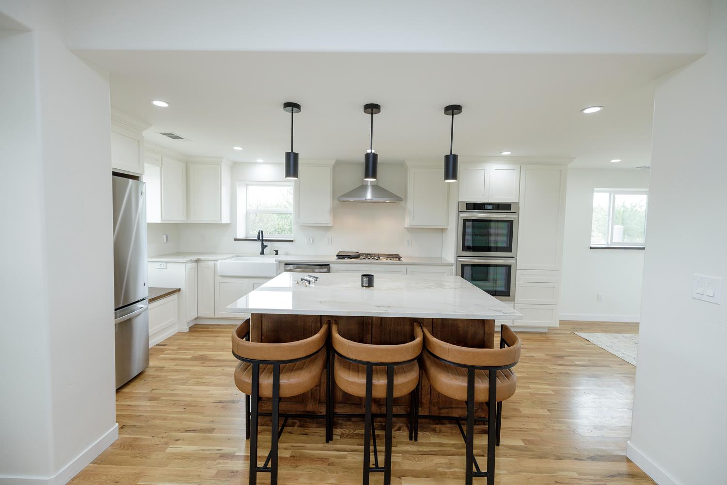 1342 Hickman Rd, Hickman, CA 95323