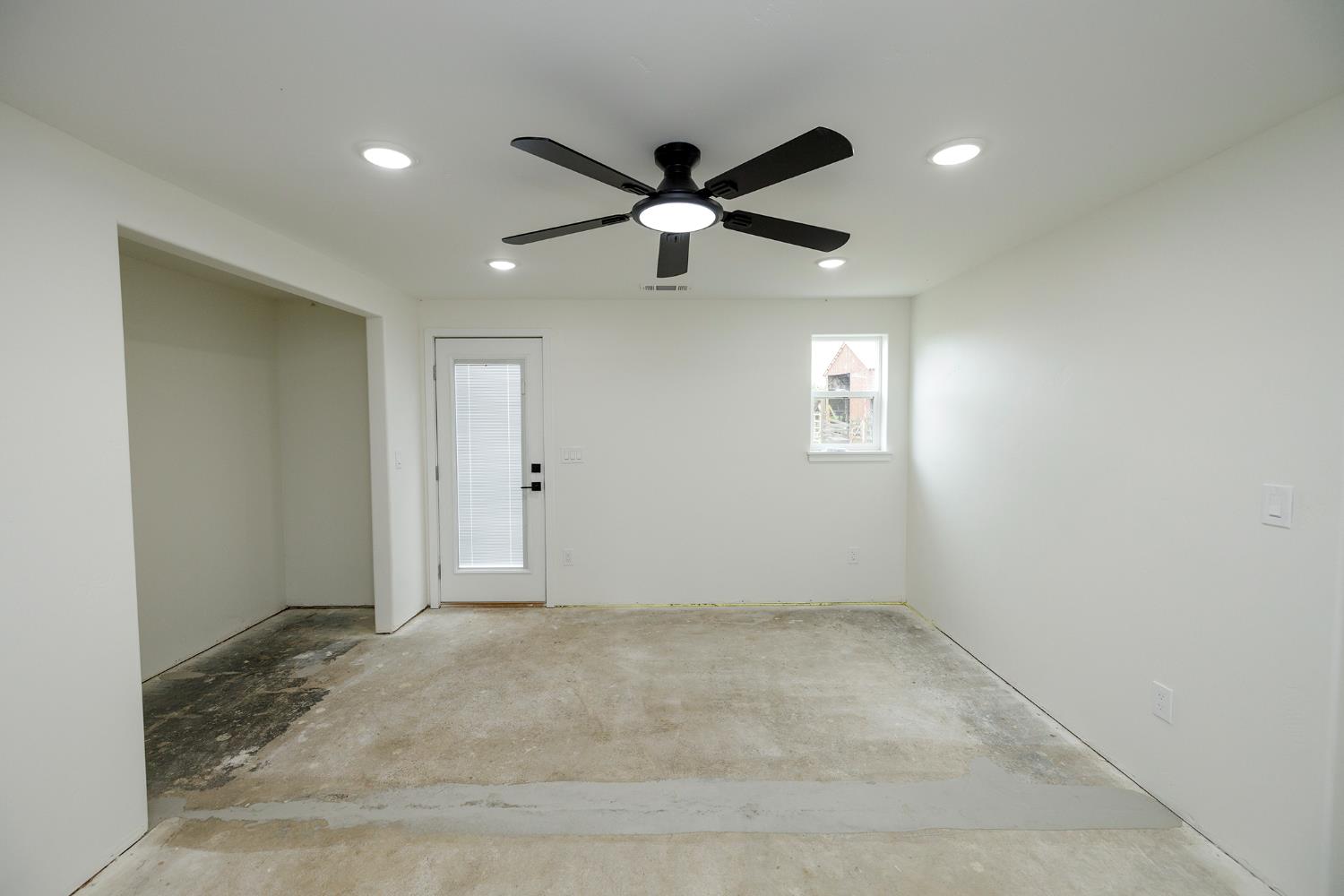 1342 Hickman Rd, Hickman, CA 95323