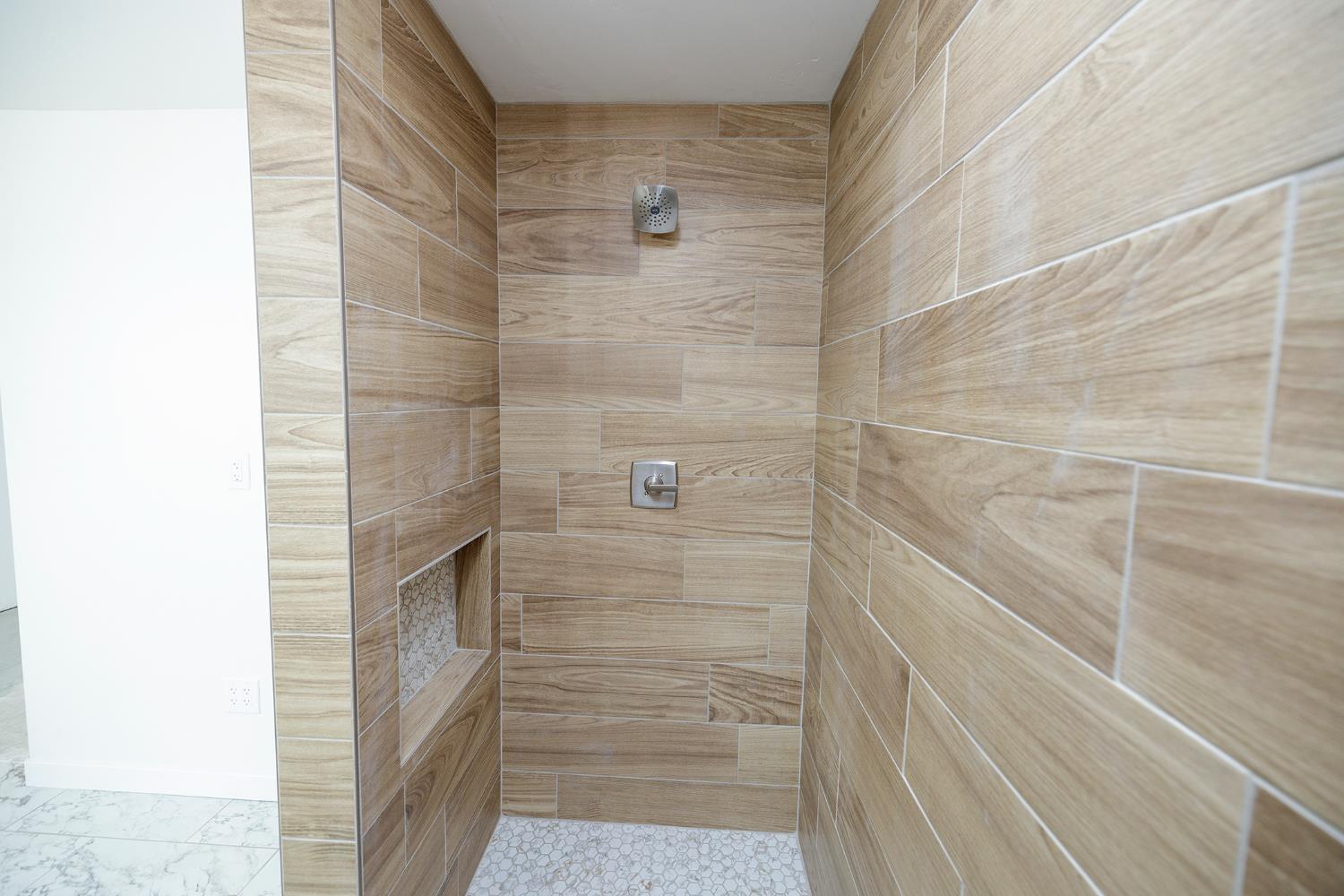 1342 Hickman Rd, Hickman, CA 95323