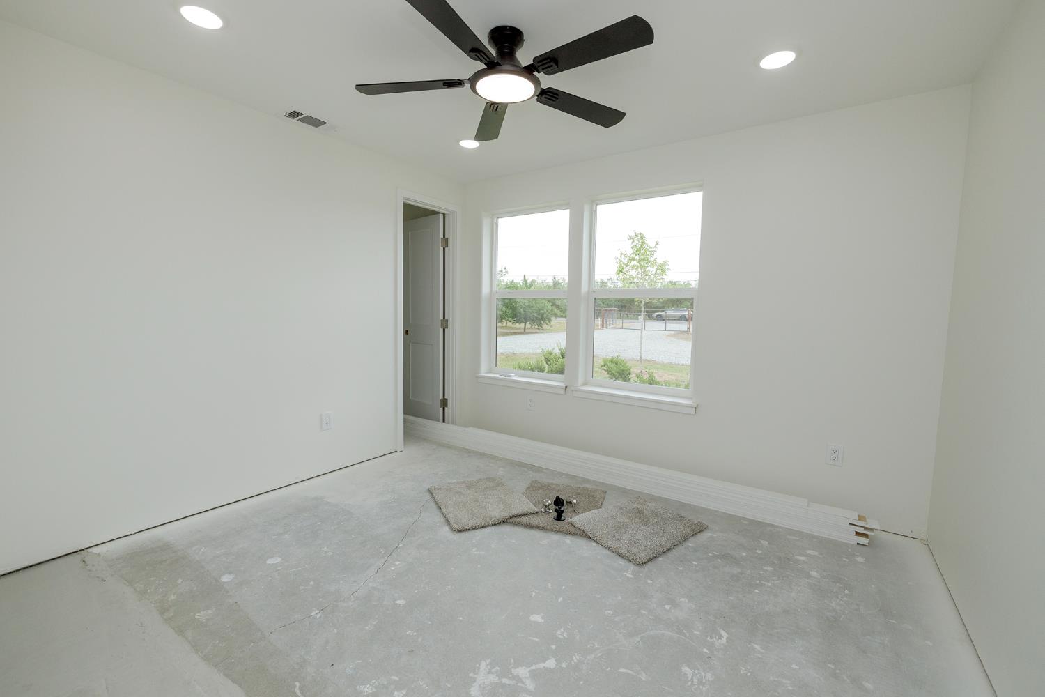 1342 Hickman Rd, Hickman, CA 95323