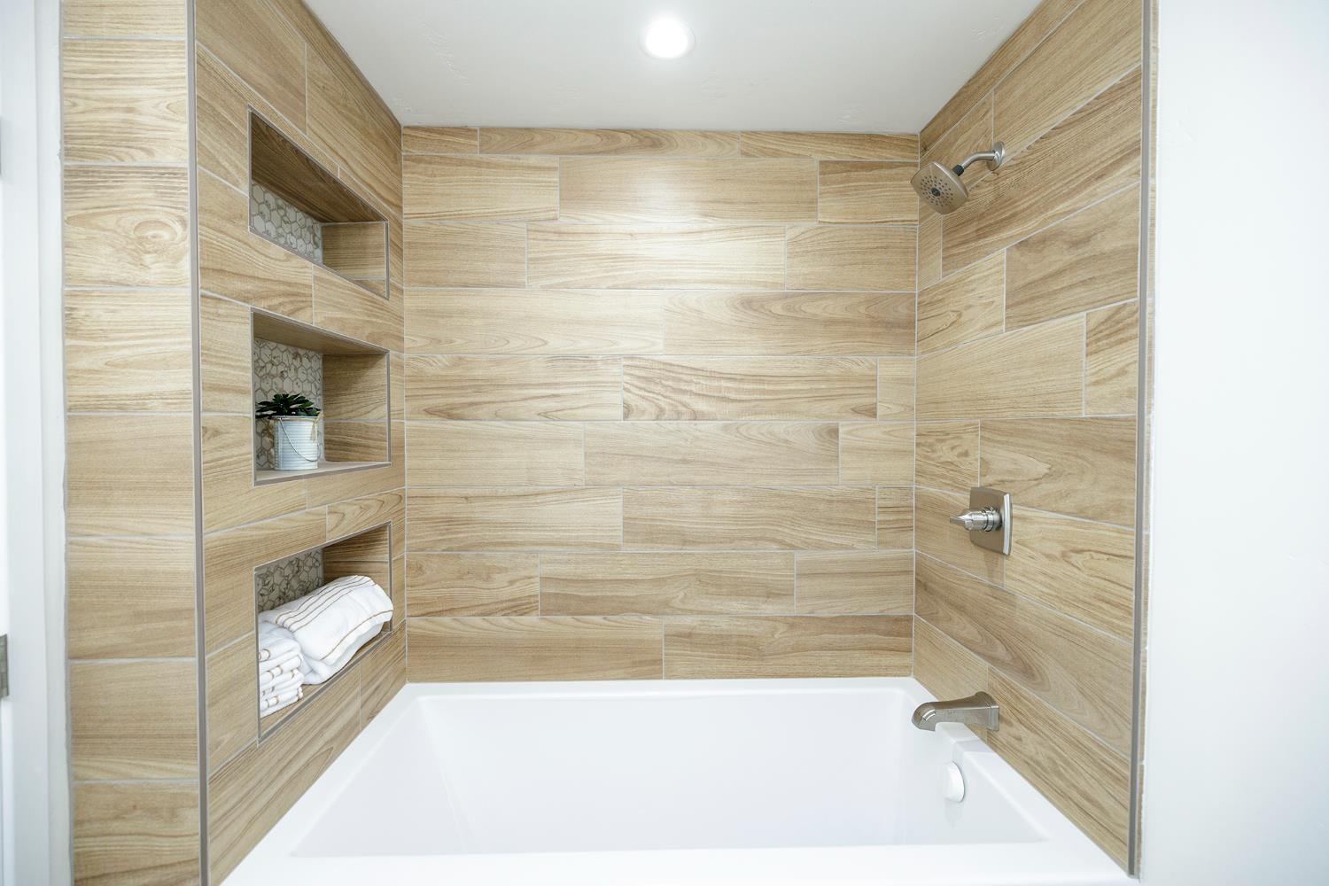 1342 Hickman Rd, Hickman, CA 95323