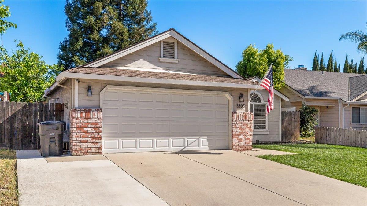 3805 Ellenboro Ave, Modesto, CA 95357