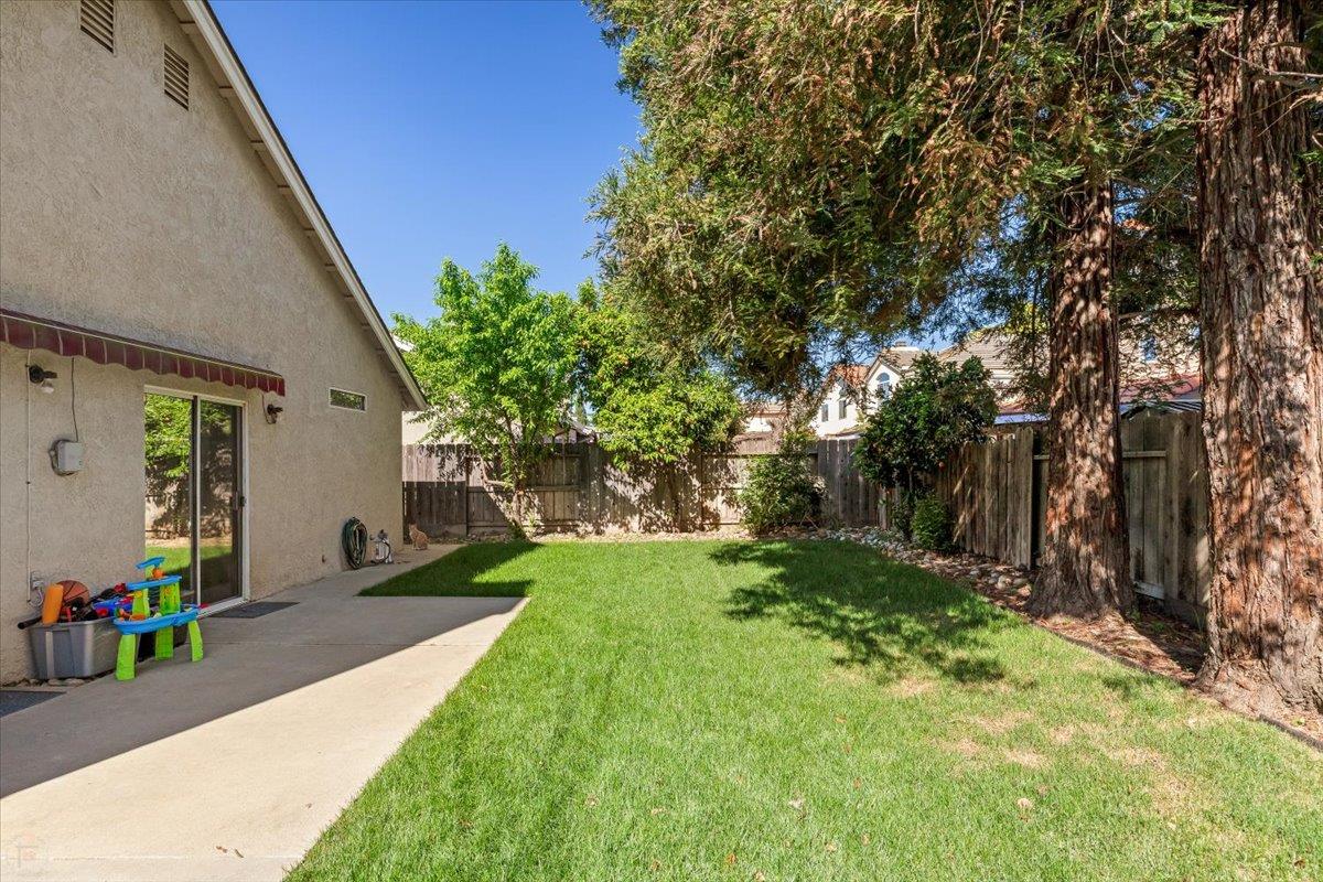 3805 Ellenboro Ave, Modesto, CA 95357