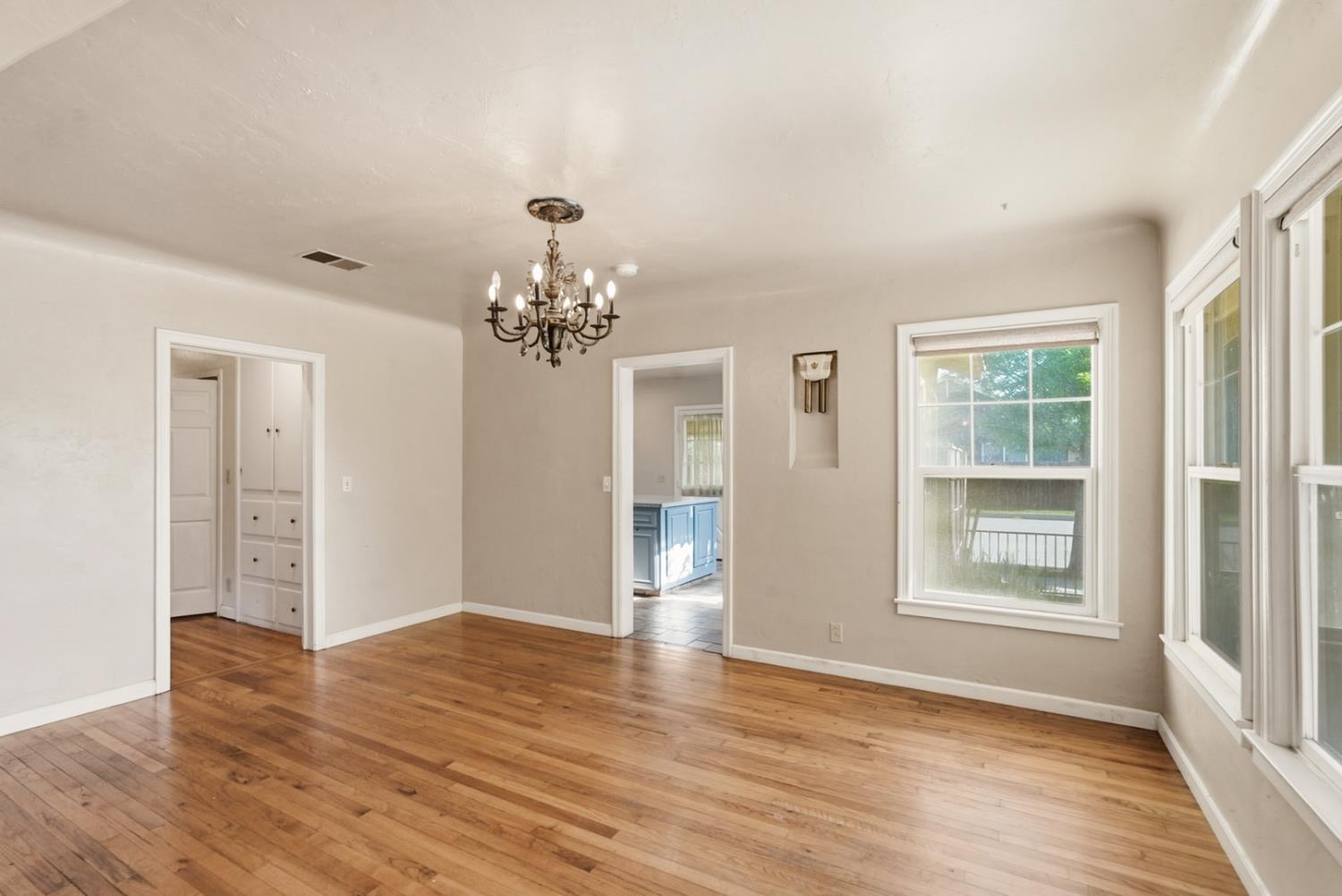 400 Monterey Ave, Chowchilla, CA 93610