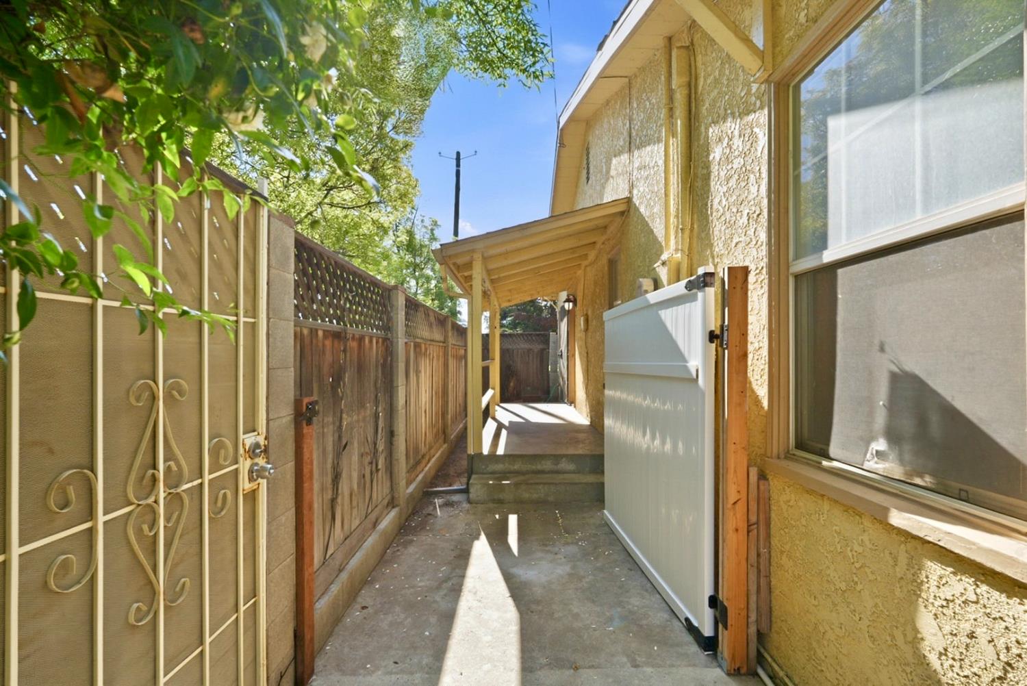 400 Monterey Ave, Chowchilla, CA 93610