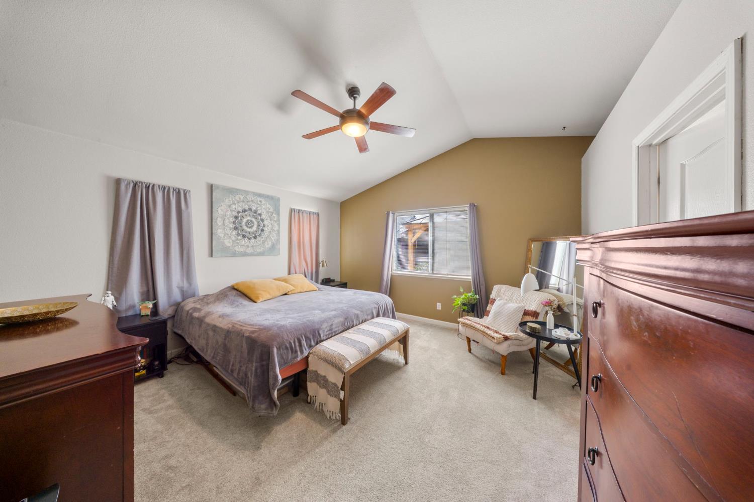 2551 7th St, Atwater, CA 95301