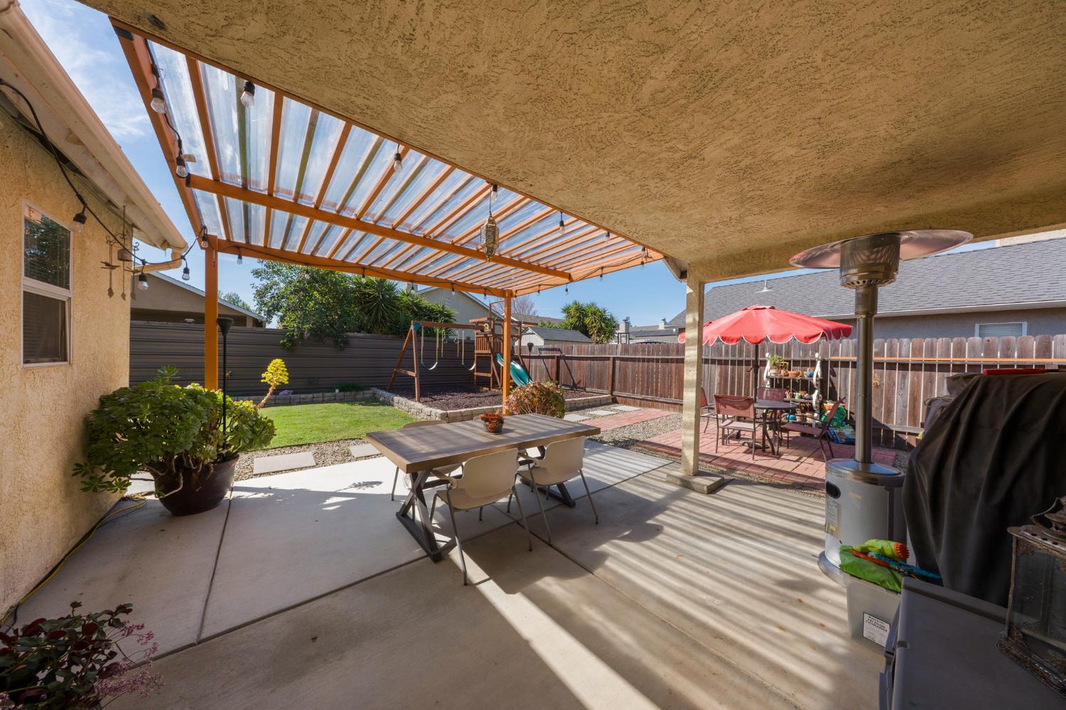 2551 7th St, Atwater, CA 95301