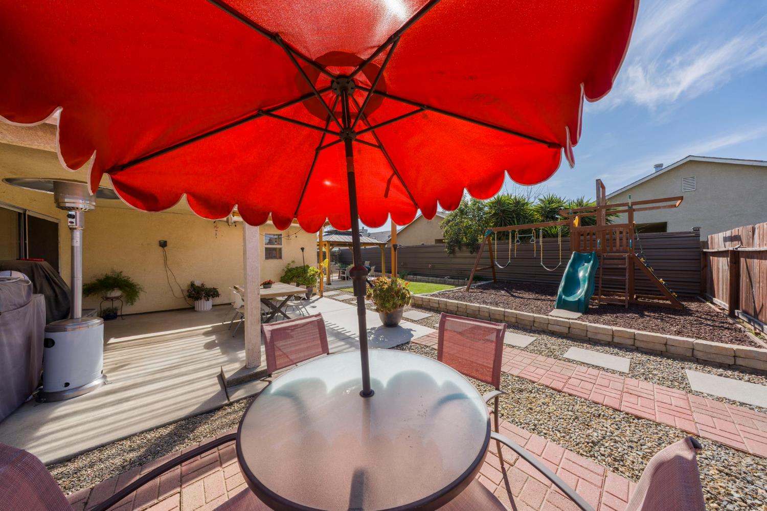 2551 7th St, Atwater, CA 95301