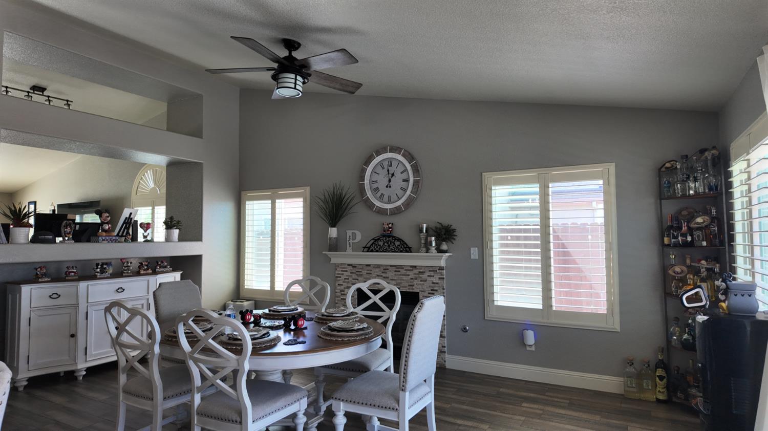 1029 Chenin Blanc St, Los Banos, CA 93635