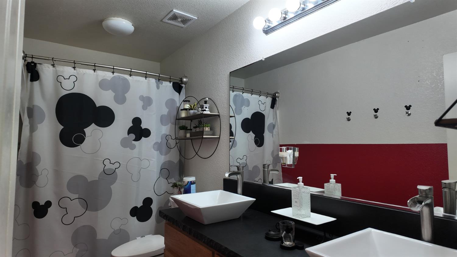 1029 Chenin Blanc St, Los Banos, CA 93635