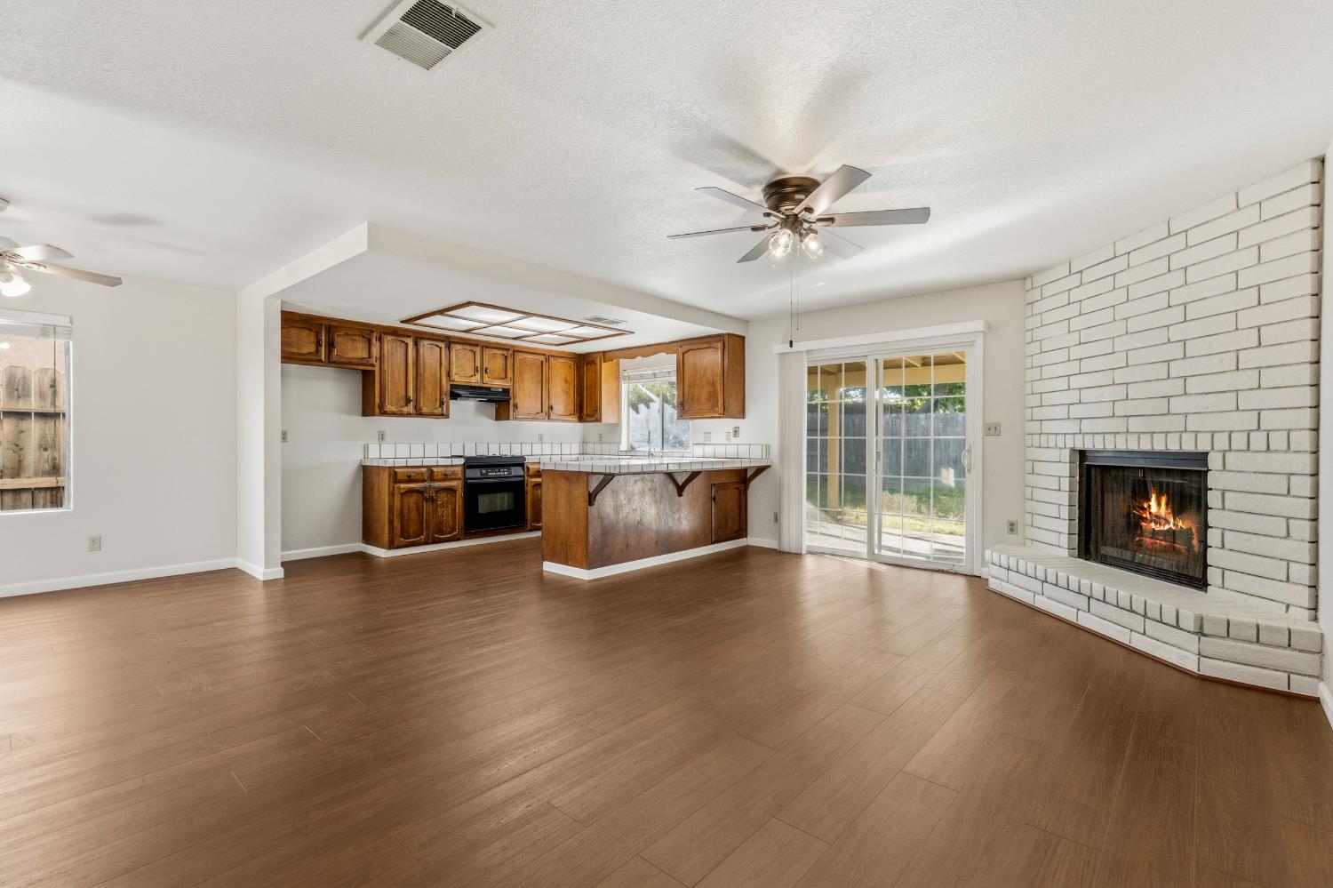 2812 Roswell Way, Ceres, CA 95307