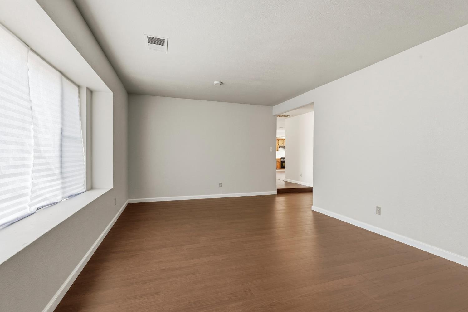 2812 Roswell Way, Ceres, CA 95307