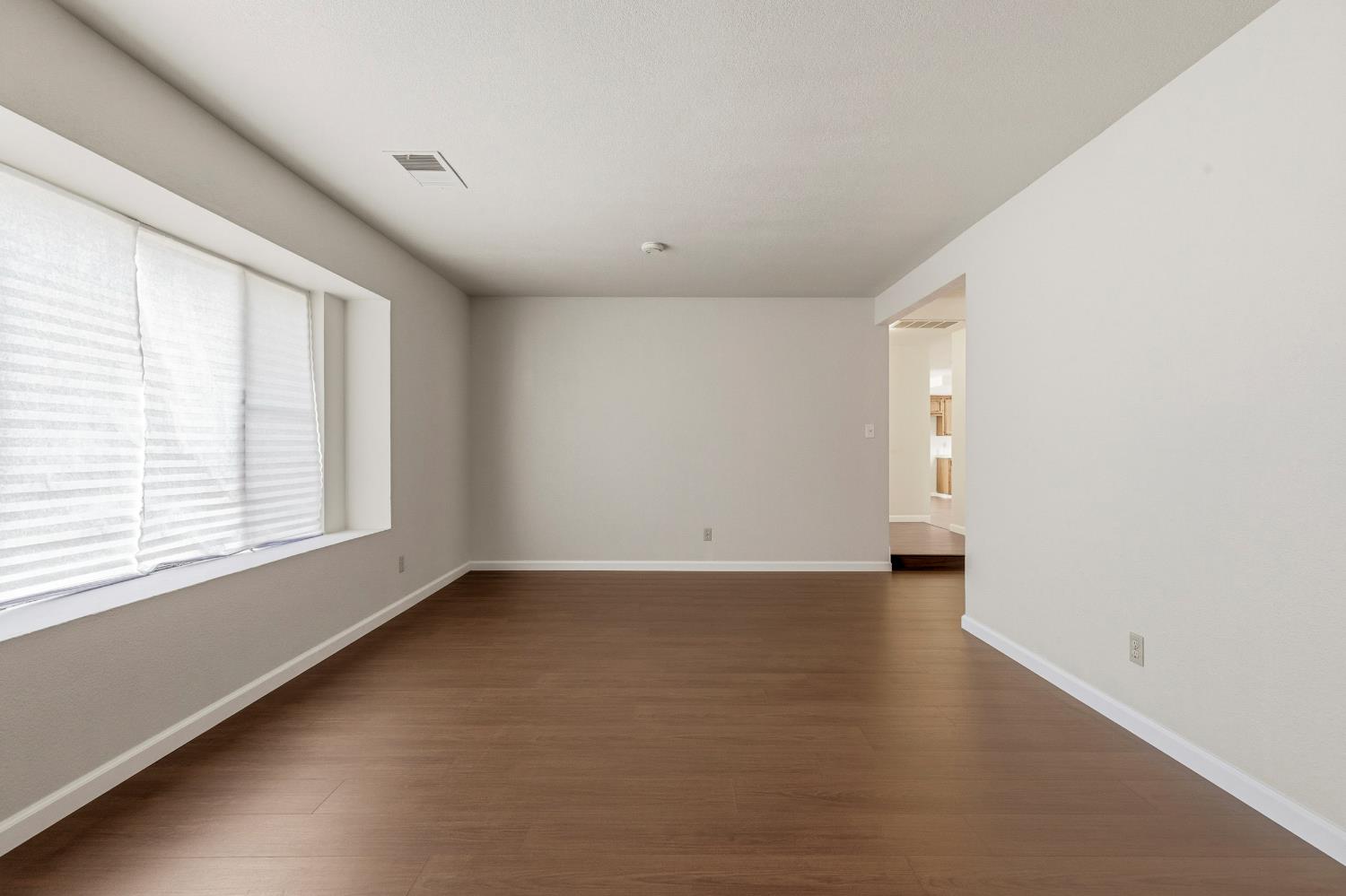 2812 Roswell Way, Ceres, CA 95307