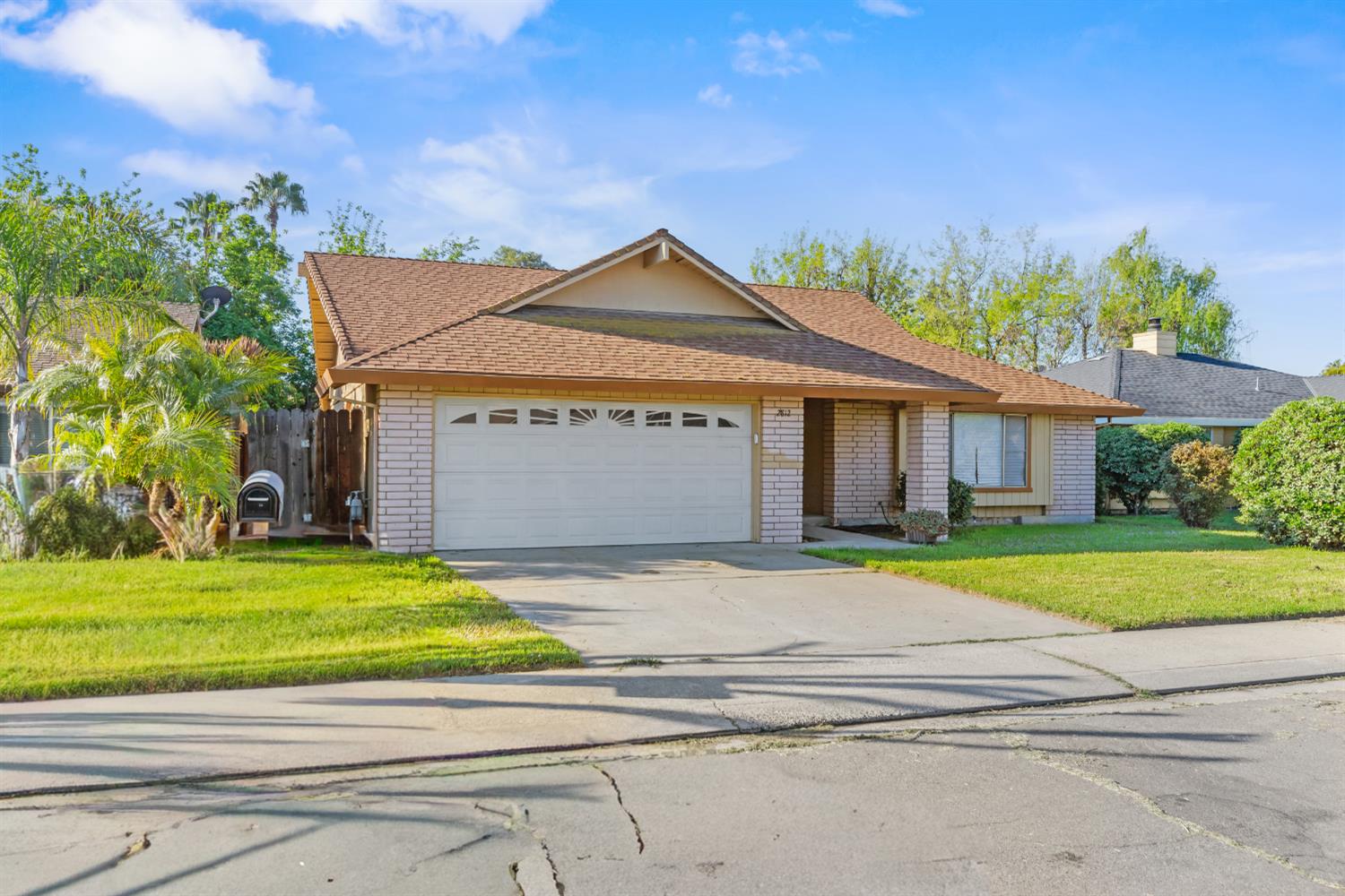 2812 Roswell Way, Ceres, CA 95307