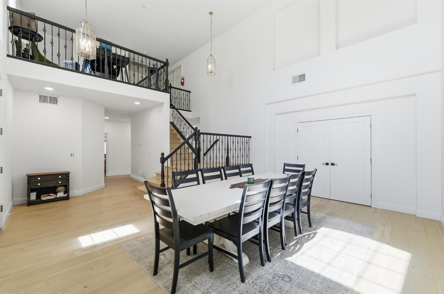 3417 Hillglen Ave, Modesto, CA 95355