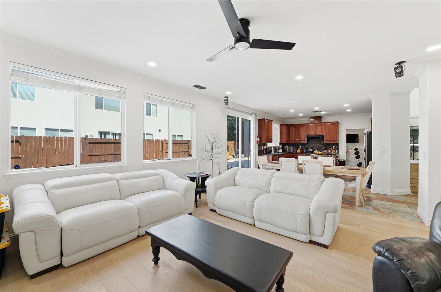 3417 Hillglen Ave, Modesto, CA 95355